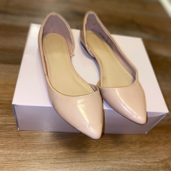 Pink point toe flats - Picture 2 of 3